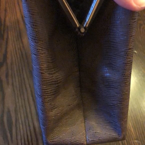 Pretty Dover Vintage Handbag - Picture 7 of 14